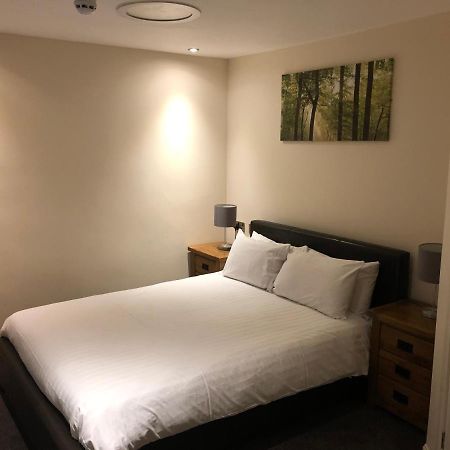 Oyo Douglas Hotel كيلمارنوك المظهر الخارجي الصورة