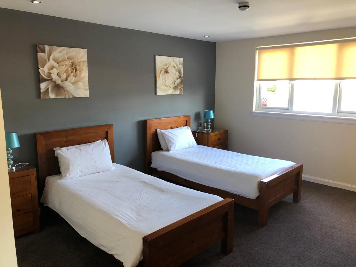 Oyo Douglas Hotel كيلمارنوك المظهر الخارجي الصورة