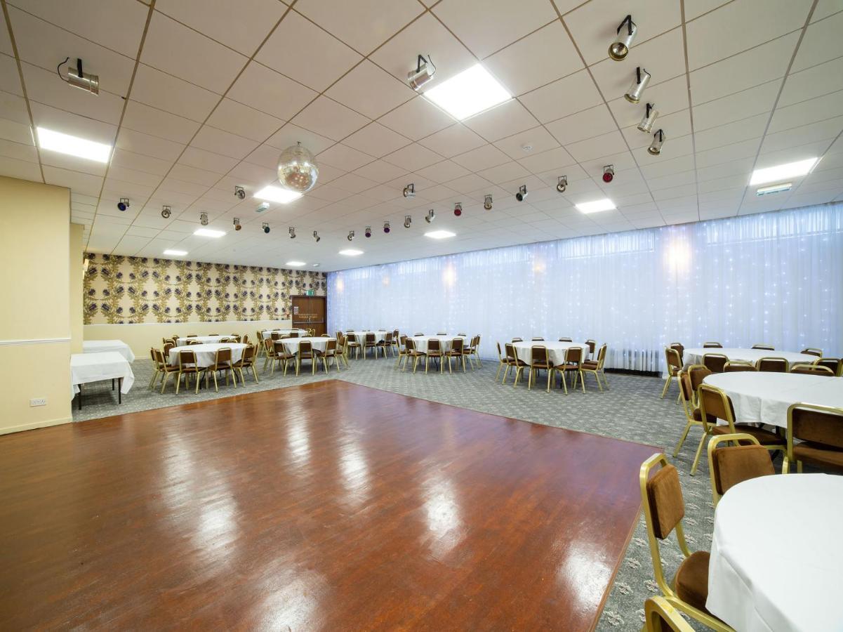 Oyo Douglas Hotel كيلمارنوك المظهر الخارجي الصورة