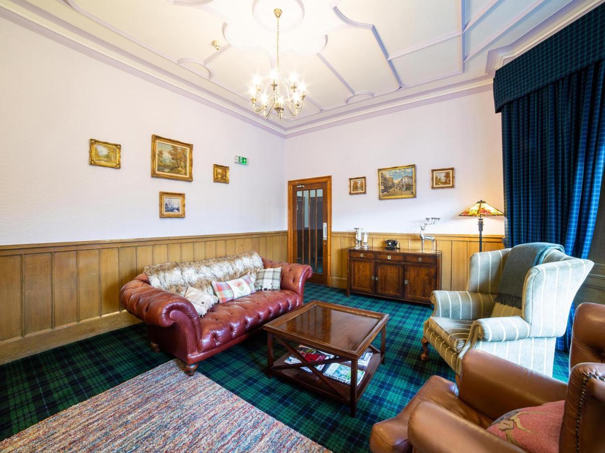 Oyo Douglas Hotel كيلمارنوك المظهر الخارجي الصورة