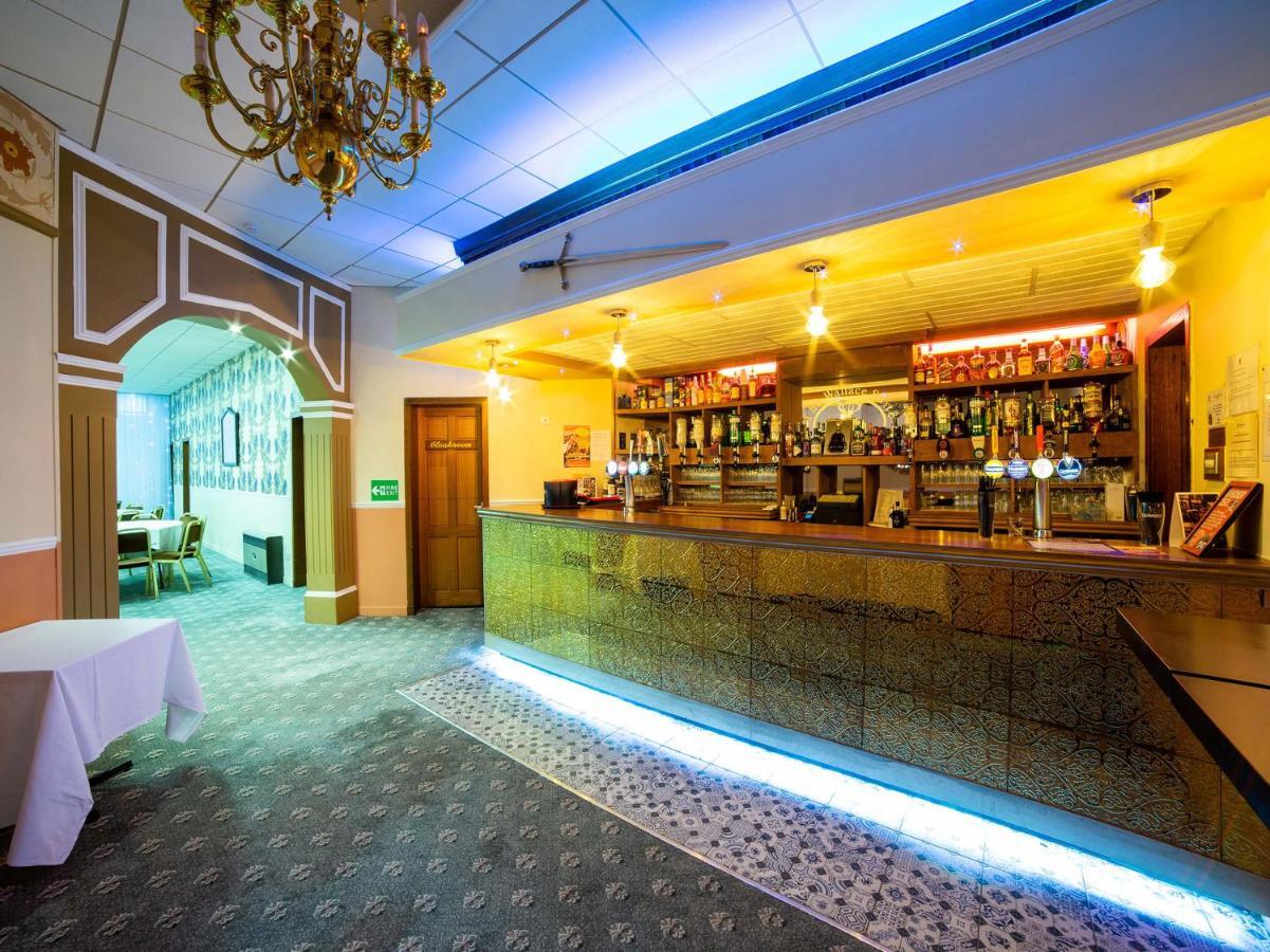 Oyo Douglas Hotel كيلمارنوك المظهر الخارجي الصورة